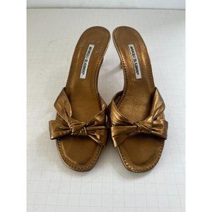 MANOLO BLAHNIK Bronze Leather Sandals Sz 38.5